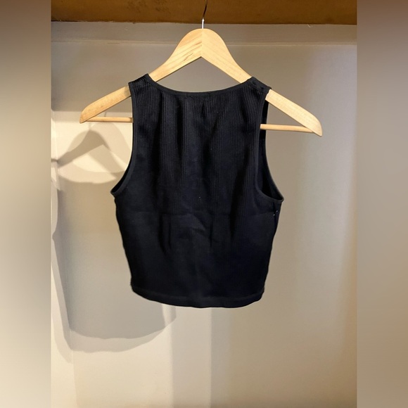 Dynamite Cropped Tank Top - Picture 3 of 3